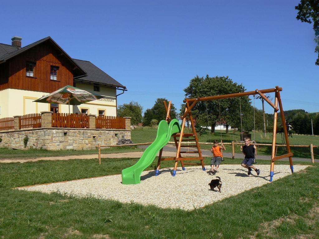 Penzion Na Statku Ceske Petrovice Exterior photo